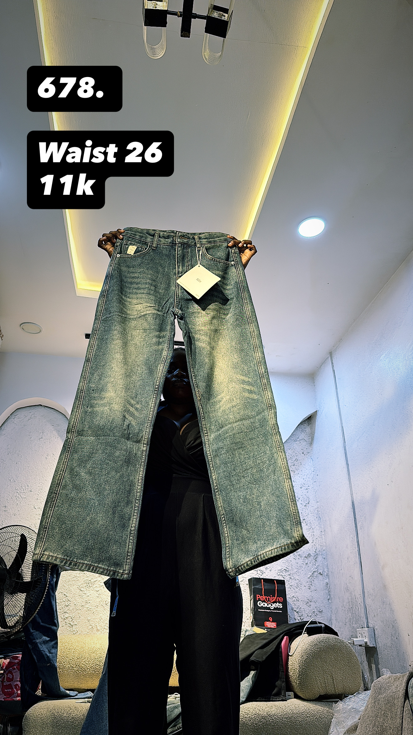 Waist 26
