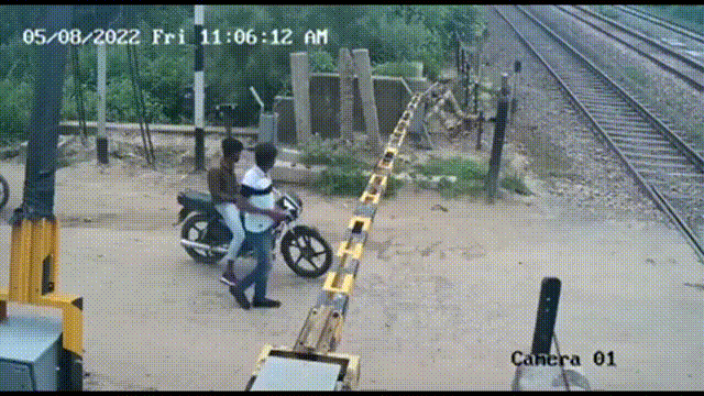 7545354