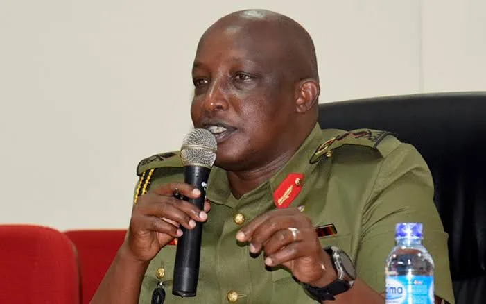 Illustration - L'ex-chef du renseignement militaire, général Birungi, placé en détention pour trahison
