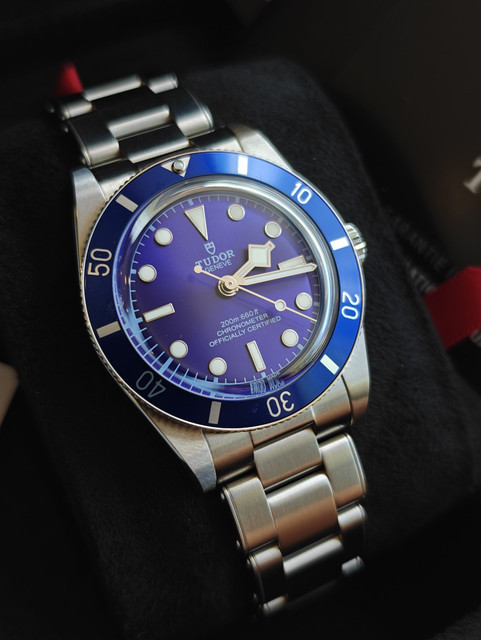 328065 0.jpg