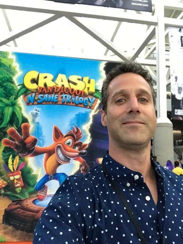 Criador de Crash Bandicoot revela bastidores chocantes e diz que trabalhar com a Universal foi um pesadelo