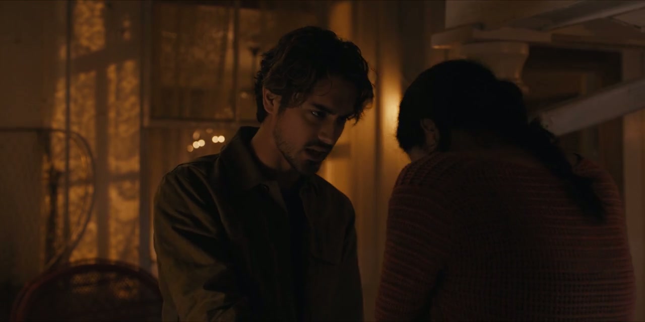Orphan Black: Echoes Screenshot