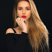 Ines-Nikic-Wallpapers-Insta-Fit-Bio-1