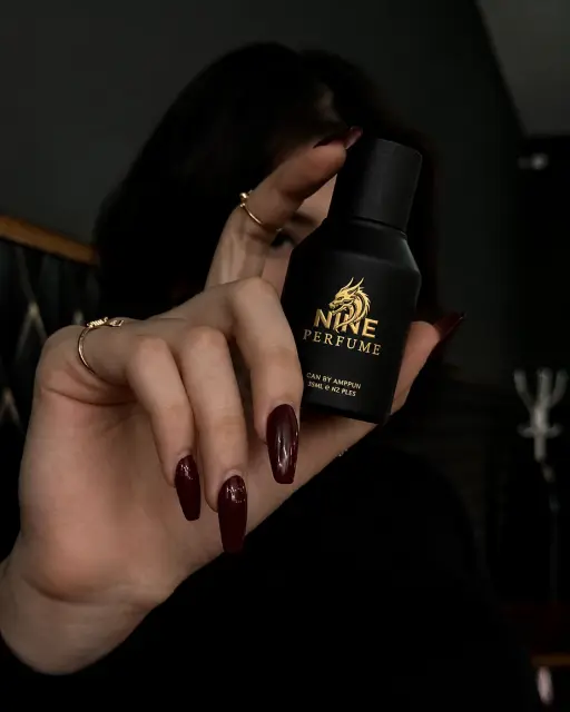 NINE PERFUME 1