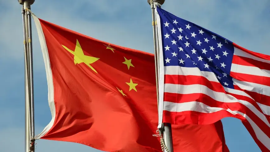 China acuză SUA de dominanță AI, amenință cu represalii