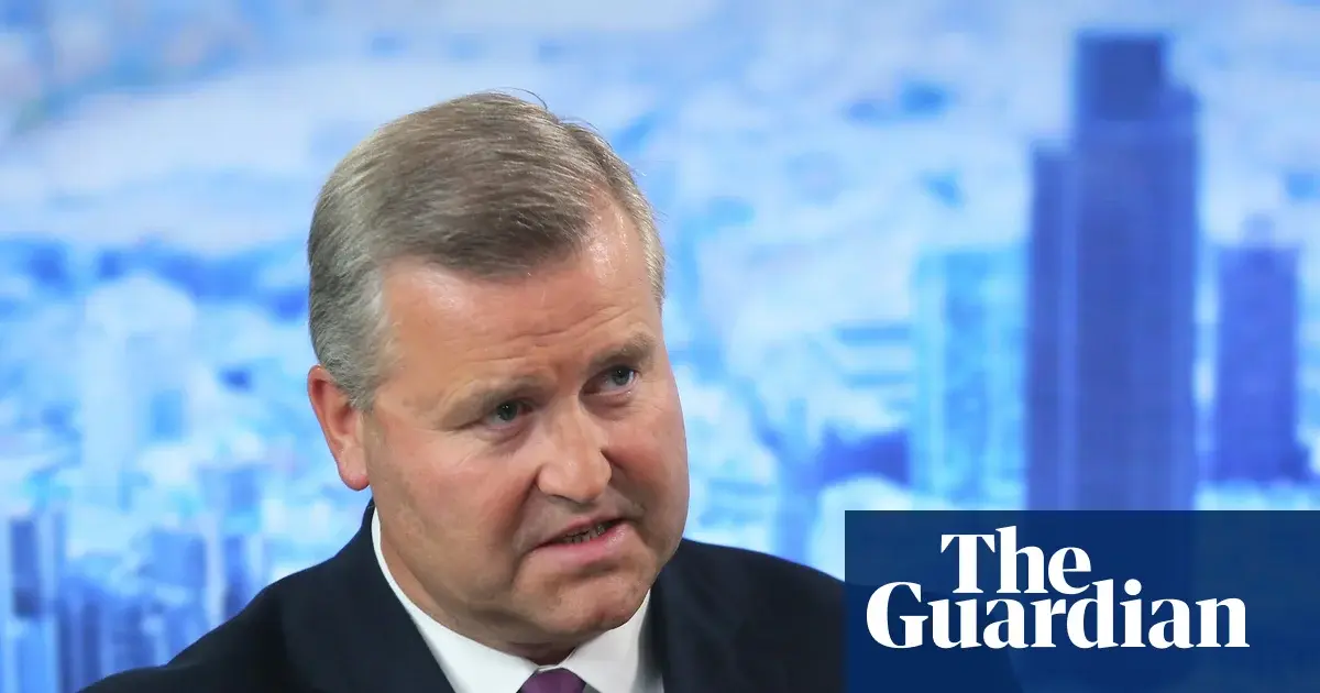 BP Faces Leadership Crisis as Former Chair Defends Conduct