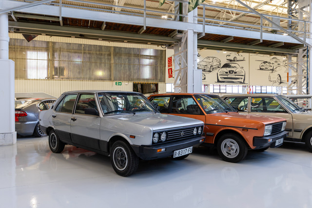SEAT HISTORICOS 015