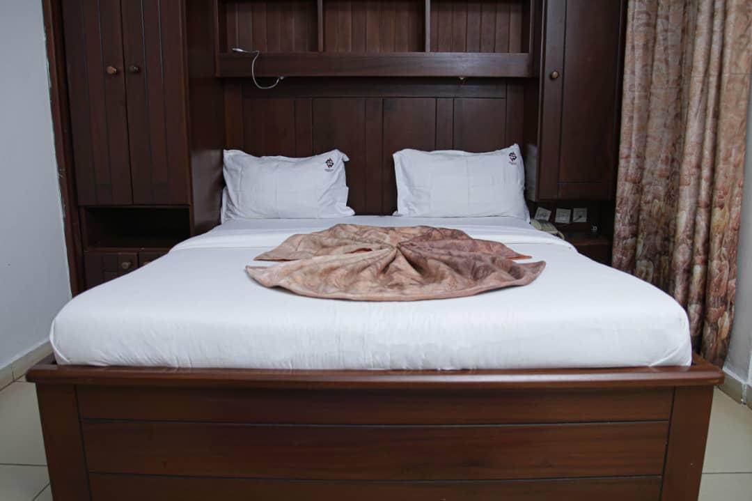 Chambre meublée à louer à Melen 2, Yaoundé - 35000 FCFA/nuit