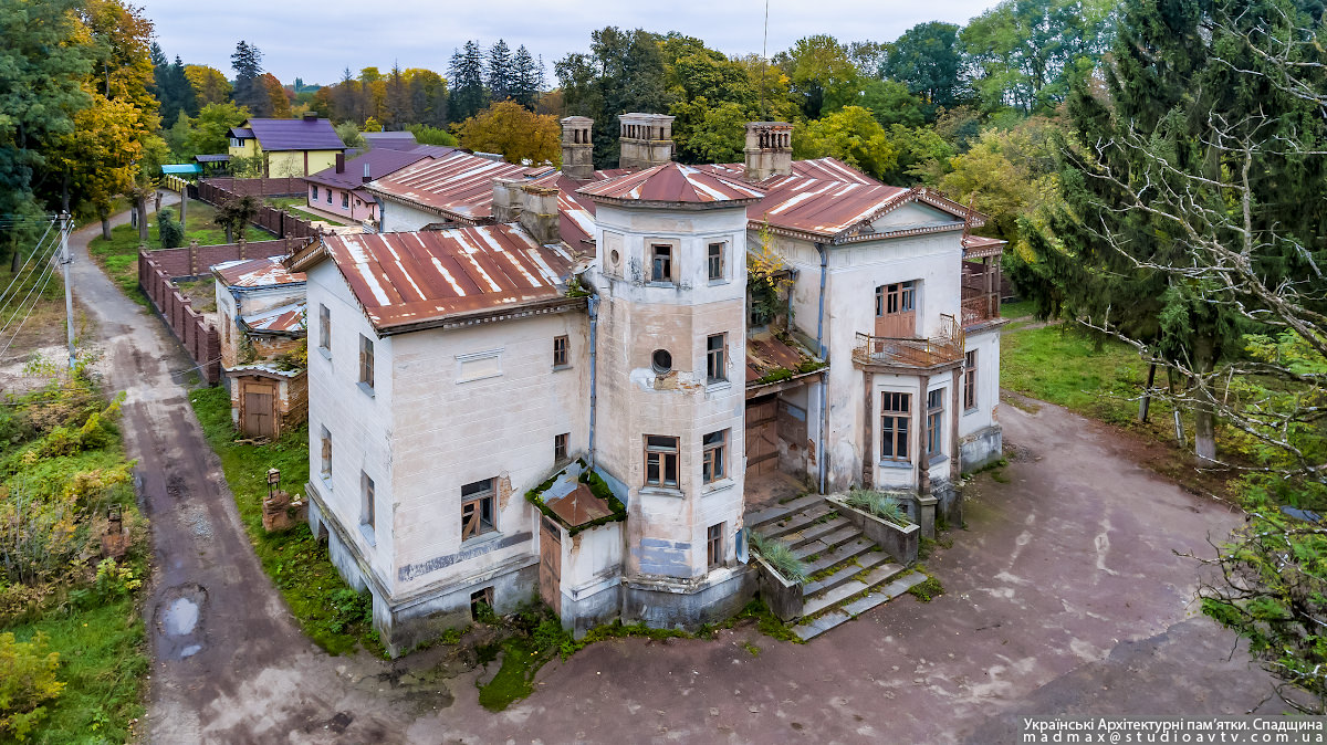 Садиба Мазаракі в Райгородку на Житомирщині:  тосканська вілла XI століття
