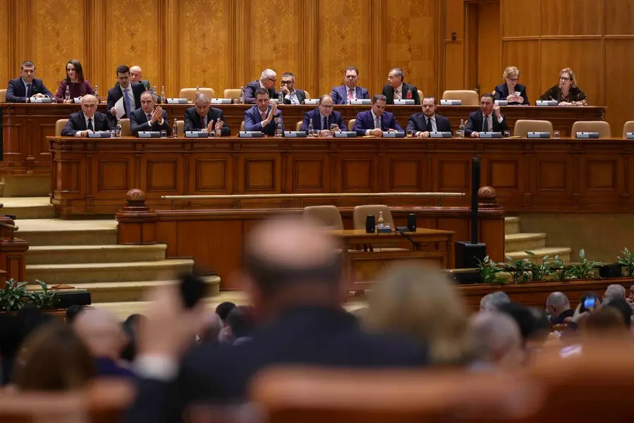 Ordonanță de noapte pentru salvarea unor oameni, dar și pentru eliminarea altora