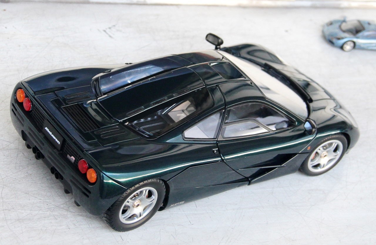 LCD Models vs AUTOart : McLaren F1 Comparison | DiecastXchange Forum