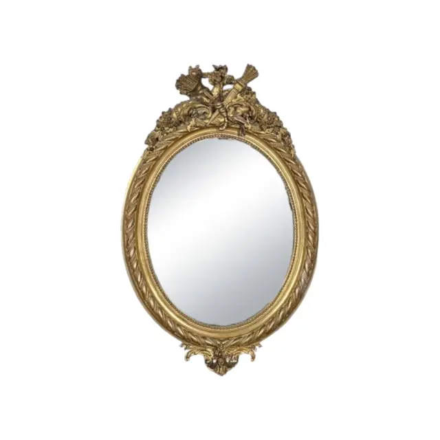 Two-way-wall-mirror.webp