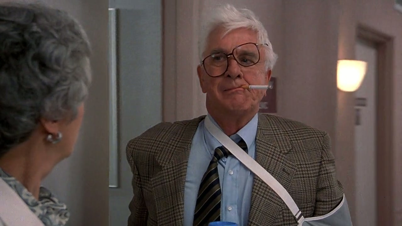 Naked Gun 33 1/3: The Final Insult Screenshot