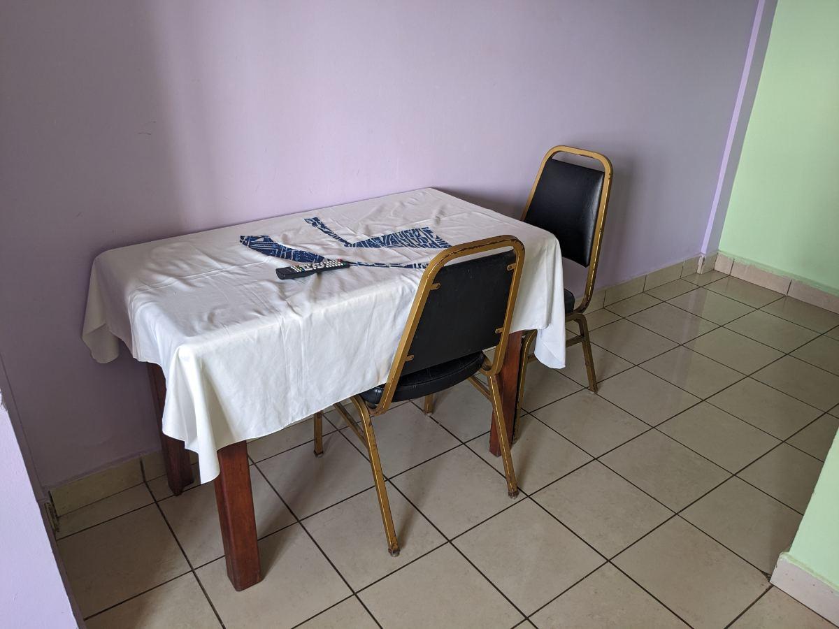 Chambre meublée à louer à Yaoundé - 18000 FCFA/Jour