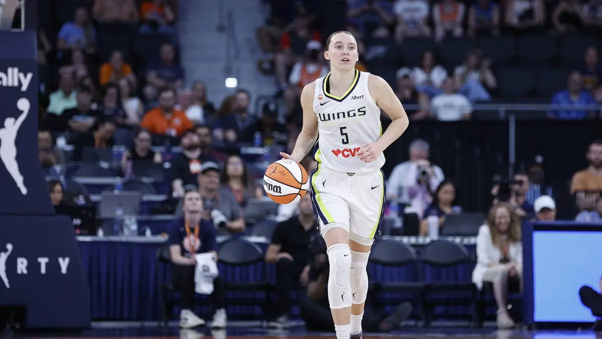 Basketball Star's Hilarious Reaction to Sideline Banter Goes Viral