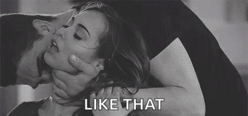 couple-kiss.gif