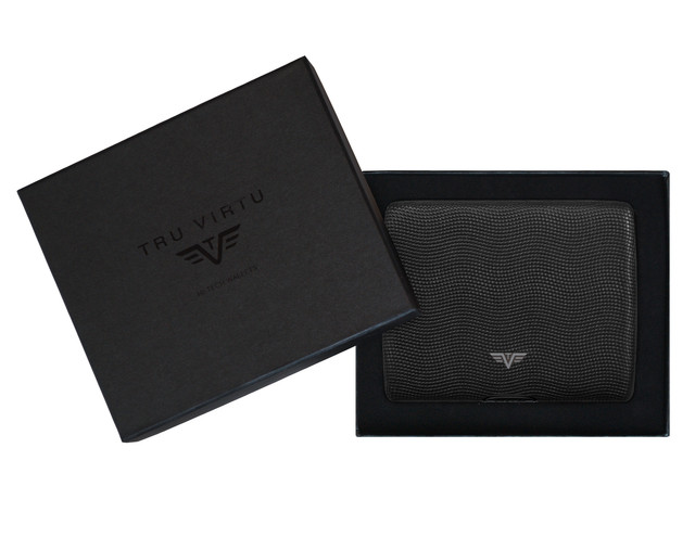 Gift Box Lizard Black Papers And Cards front.jpg
