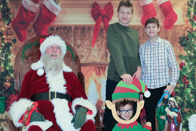 Santa2023-115.jpg