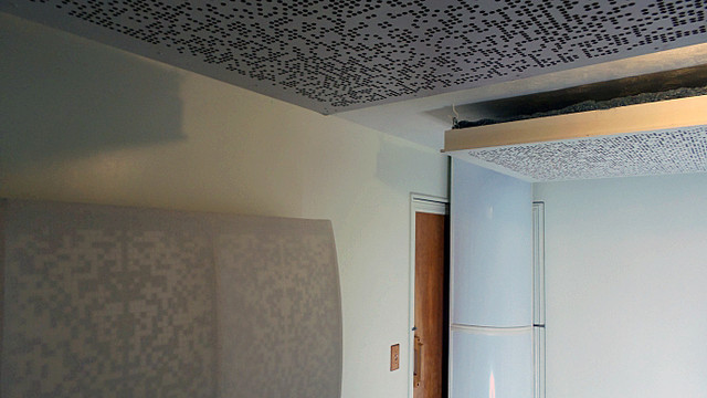 audio-room-wall-solid-04-enhanced-reduced