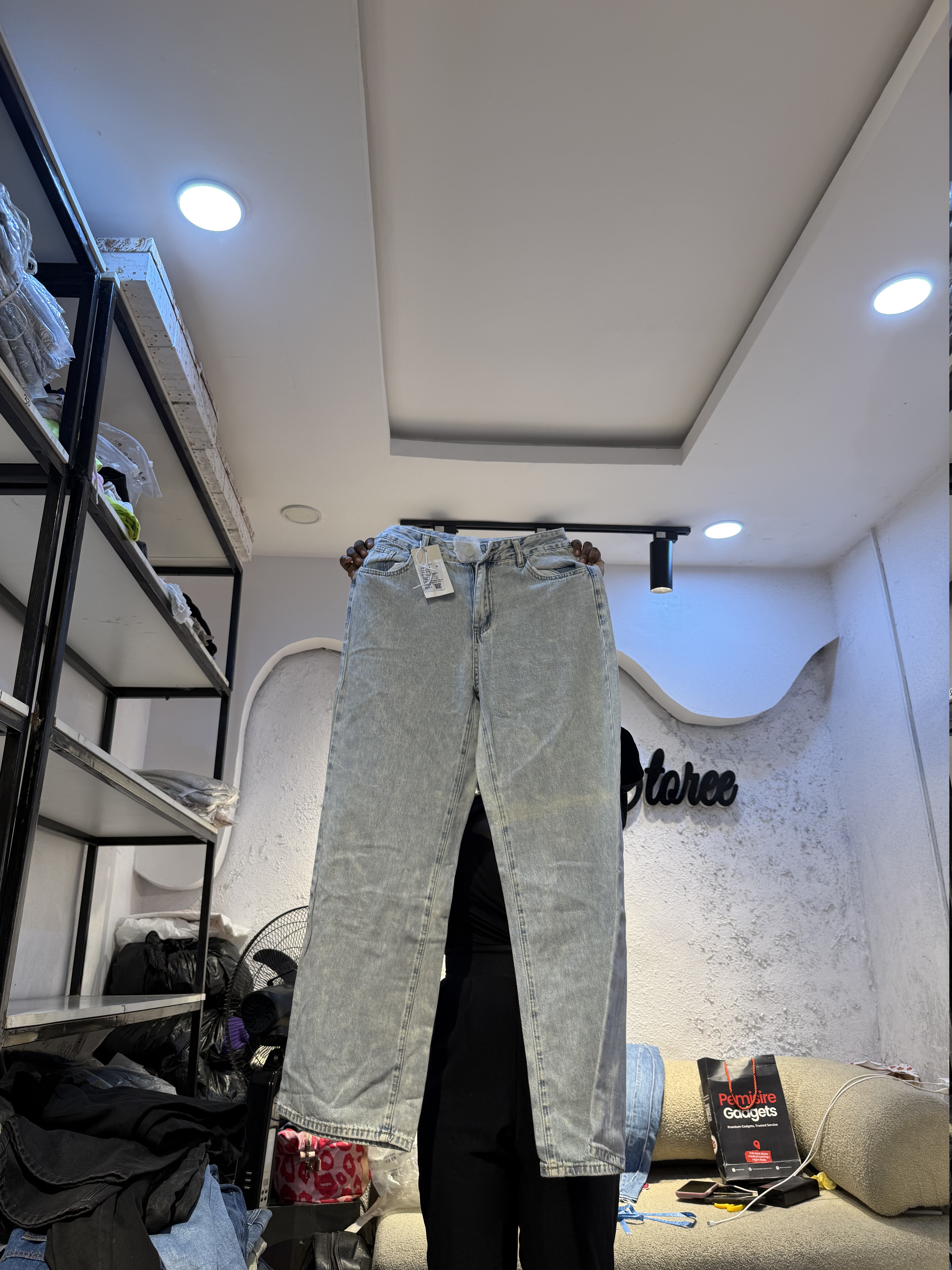 Waist 30