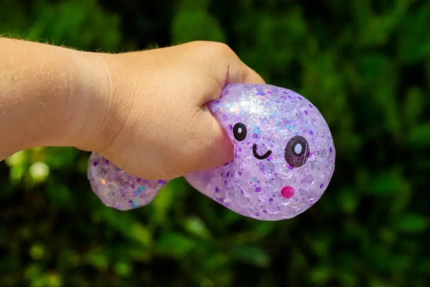 Jucăriile squishy de pe TikTok, o capcană periculoasă pentru copii