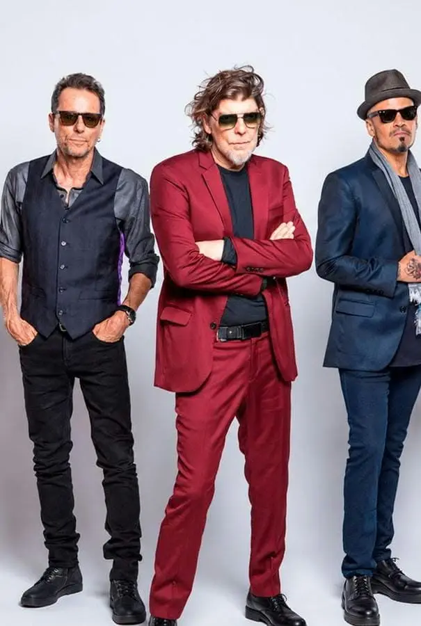 Banda Titãs se apresenta neste sábado, 26, às 23h, em Palmital