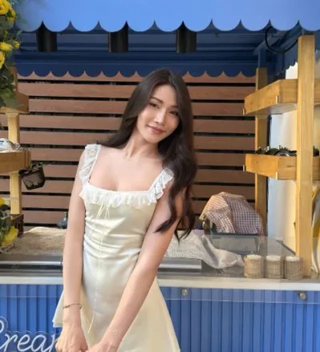 태국 쉬멜 에밀리 실사 프로필 네번째 상세 이미지