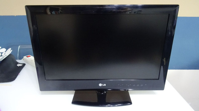 Monitor delantera.jpg
