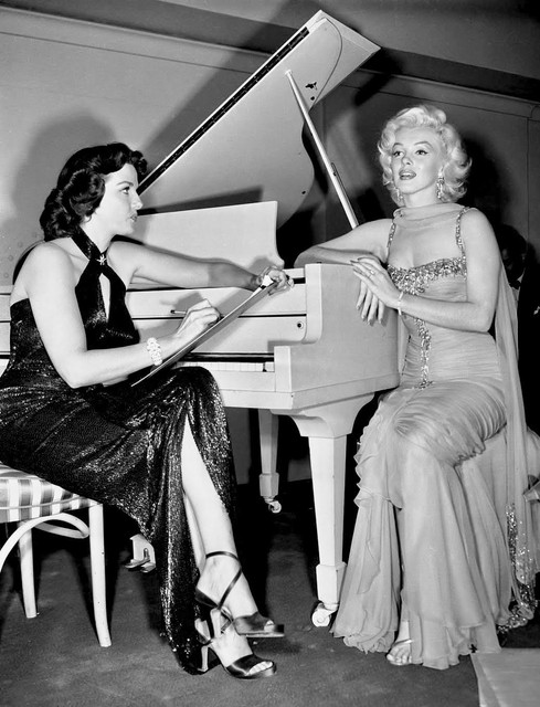 JANE-RUSSELL-MARILYN-MONROE