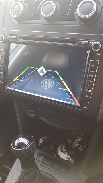 Head unit in Reverse.jpg