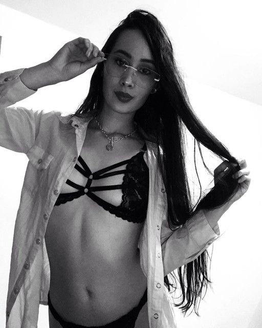 VALERIA-ROMAN-4