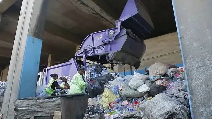 Illustration - À Lagos, LAWMA a scellé plus de 25 bâtiments pour mettre fin à une décharge à ciel ouvert