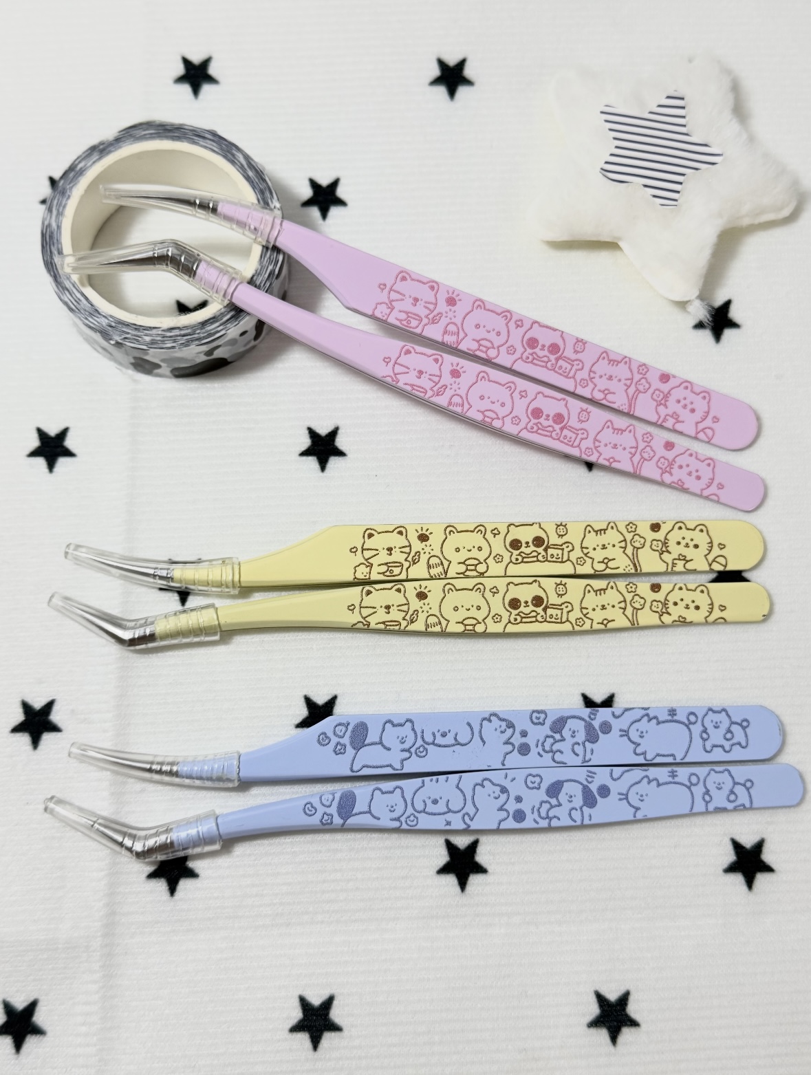 Budget single-pin Perler bead pen with basic clip handle, often given as a free gift with pegboard sets