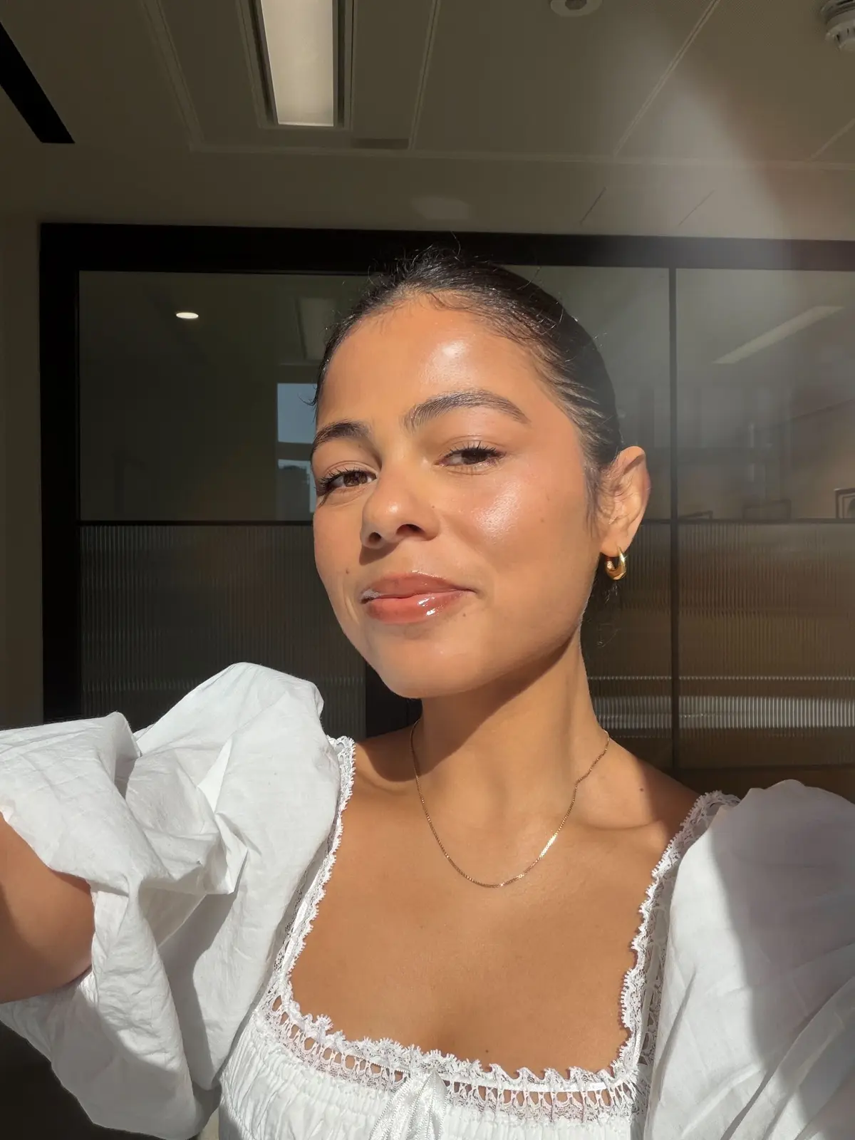 Pregnancy Skincare Adjustments for a Glowing Mom-to-Be