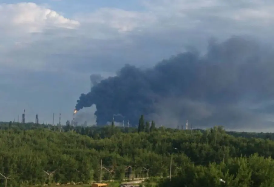 Rafinăria Gazprom din Bașkortostan, în flăcări după un atac cu drone
