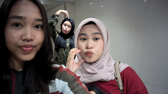 Holiday2