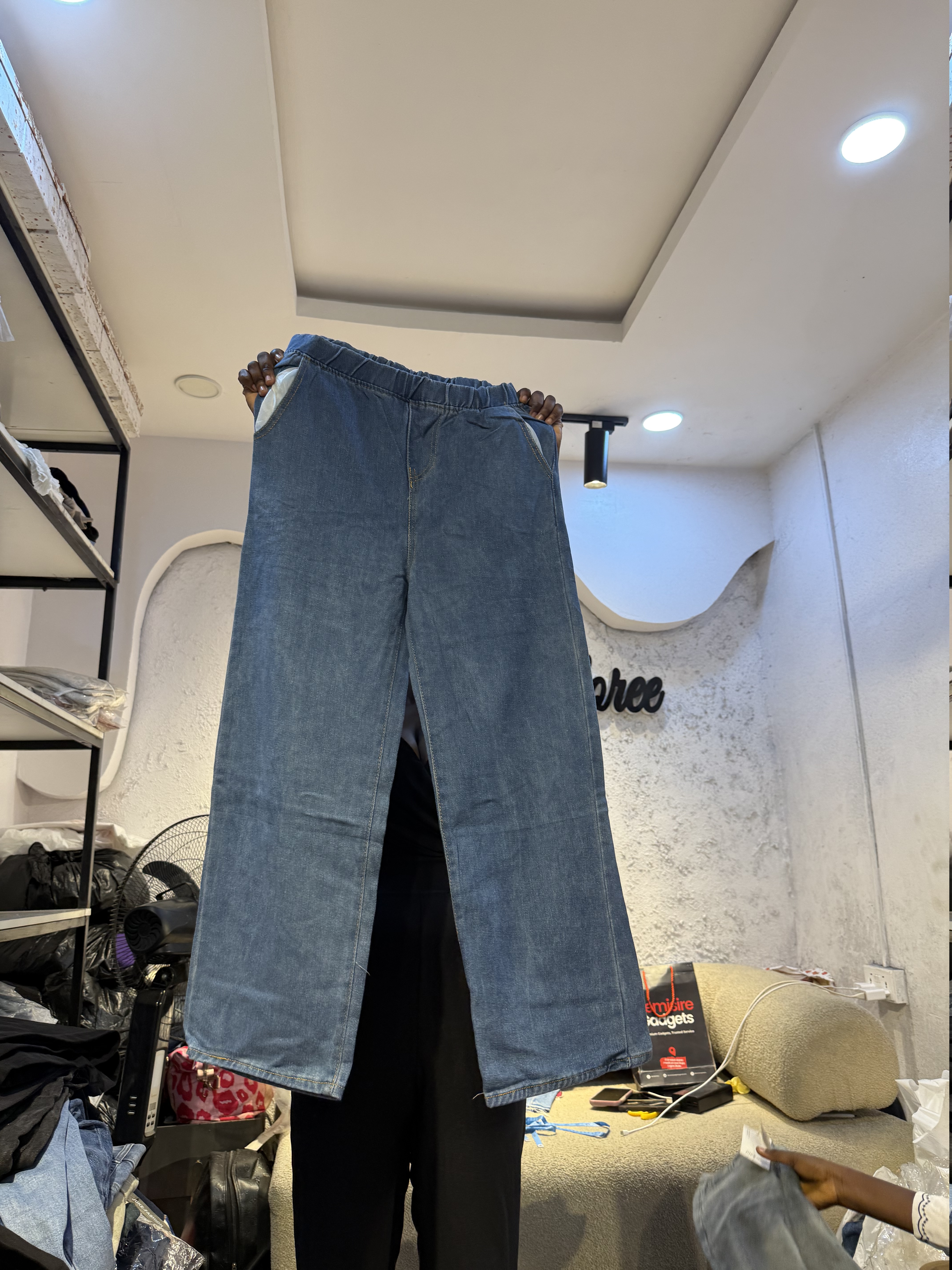 Waist 30