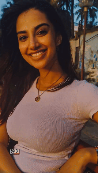 b1253fdbc7e5.gif