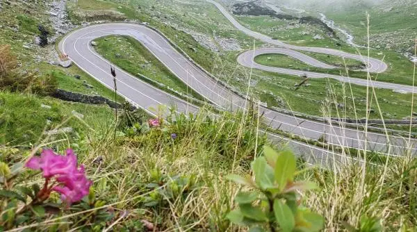 Programul de circulație pe Transfăgărășan în vara 2026 și restricții pentru șoferi