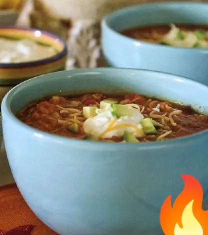 Фото Суп куриный с чипсами «тортилья»