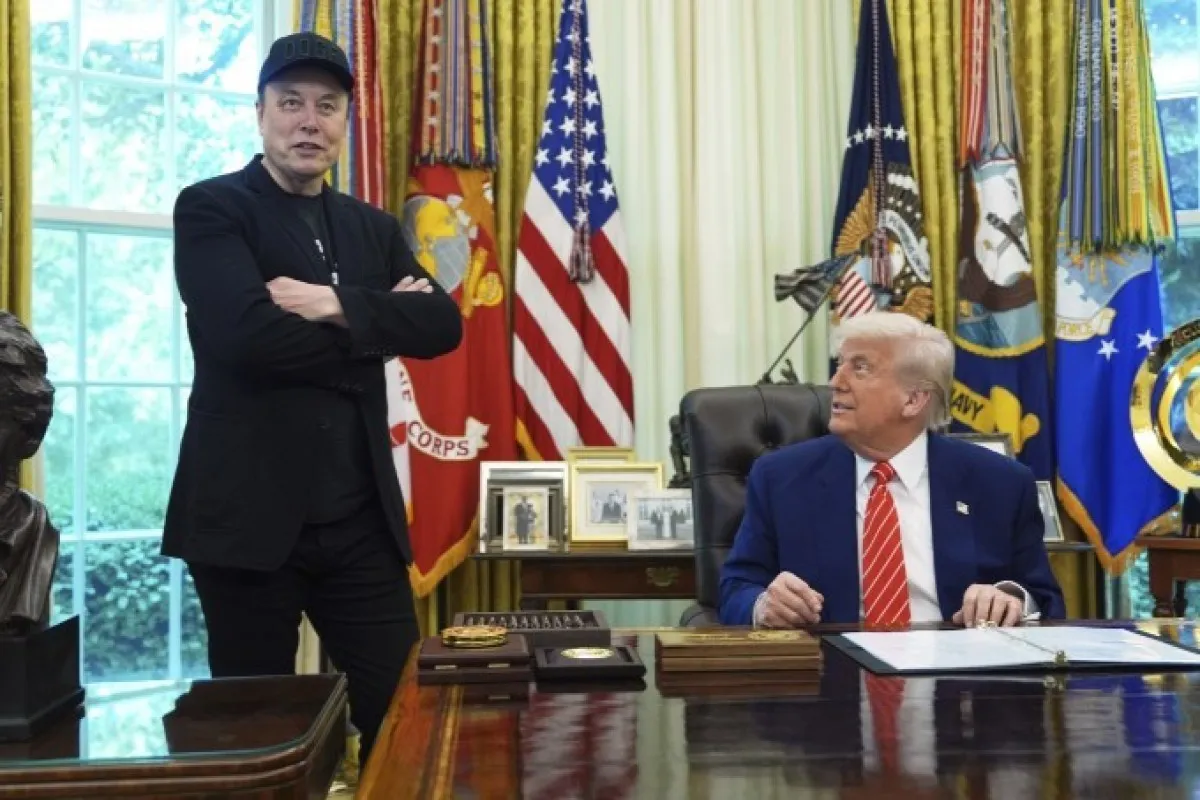 Donald Tramp İlon Maskdan Ukraynanın “Starshield” şəbəkəsinə verilən qadağanın ləğvini istəyib