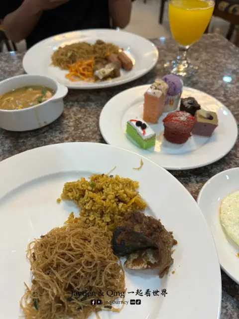 Golden View Hotel5.webp