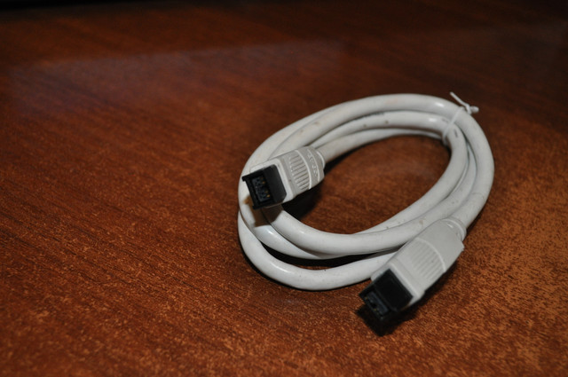 кабель Firewire 1394b 9 pin
