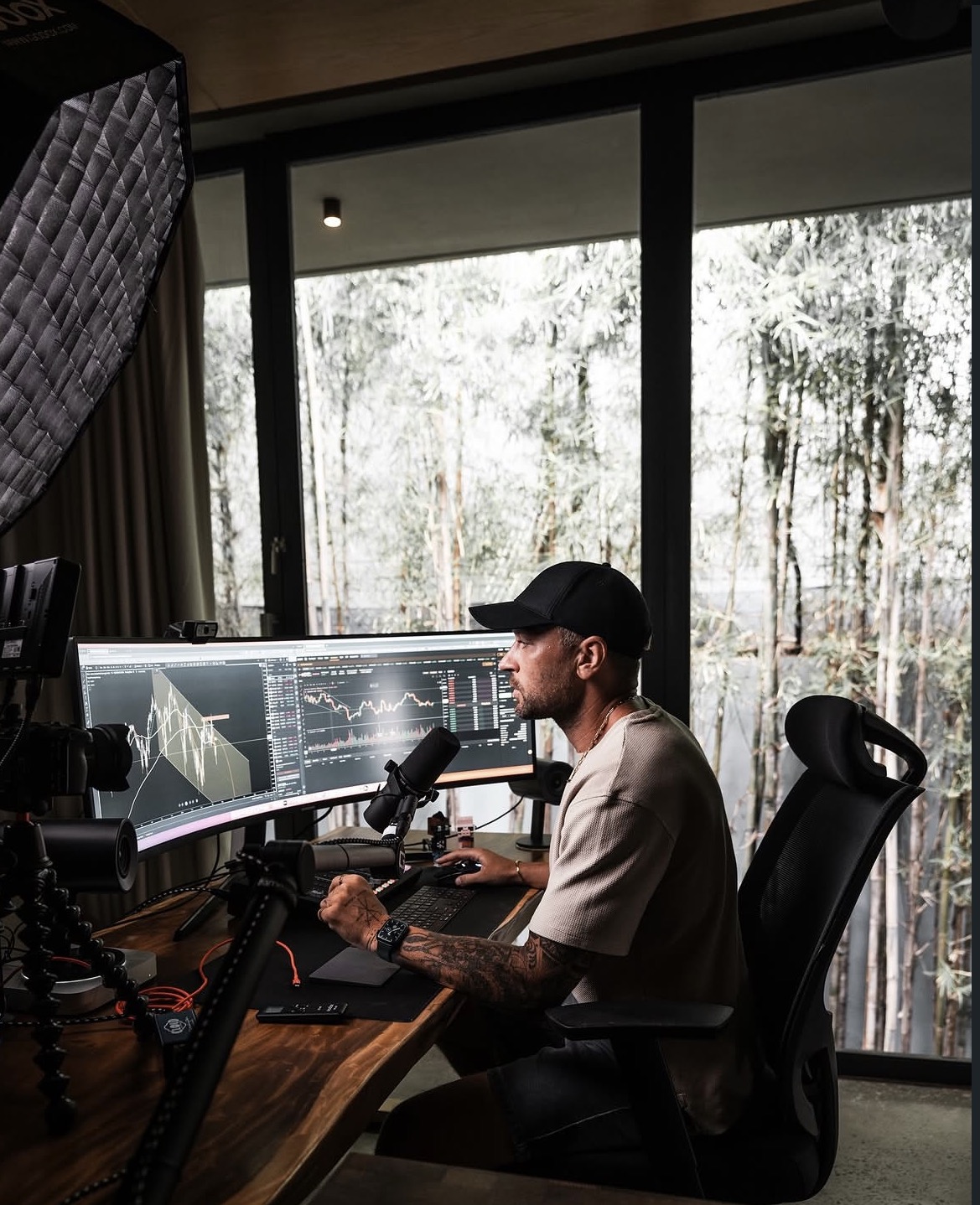 Cameron at his trading desk reading the setup