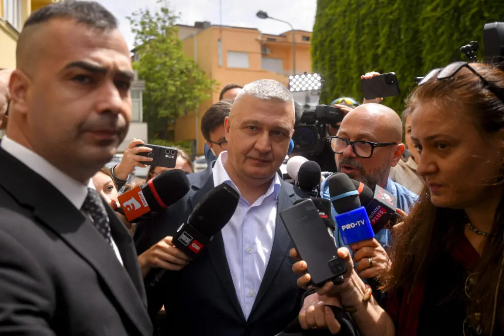 General acuzat de uzurpare a funcției, premieră în Justiția militară