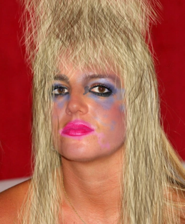 Perfectly-Make-Up-Neyde.webp