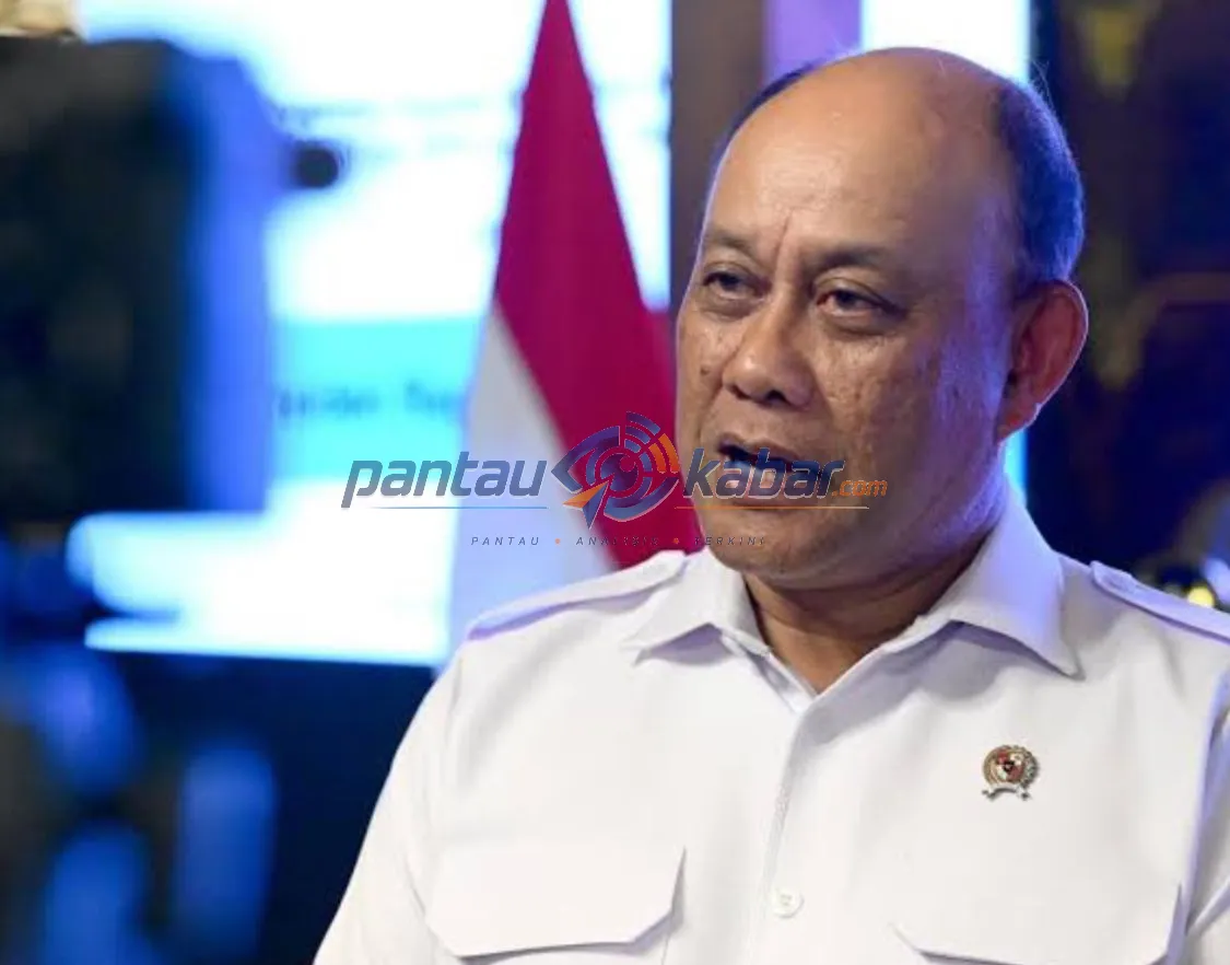 Prof. Dr. Ir. Dadan Hindayana