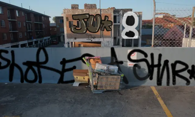 Graffiti artwork by 2imi4