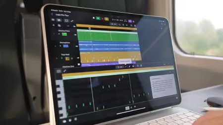 iPad Pro M4で動画編集をしている