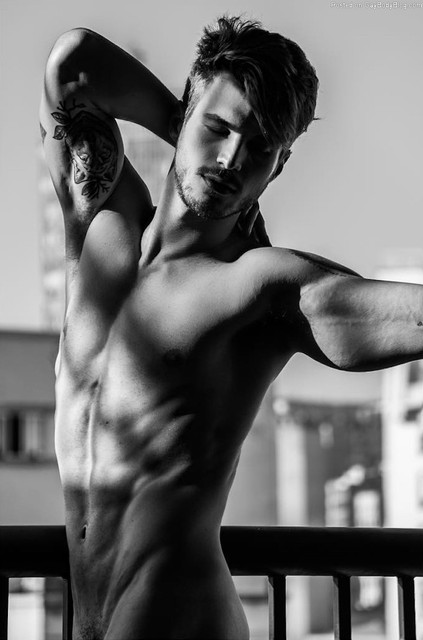 Alex-Trevelin754.jpg